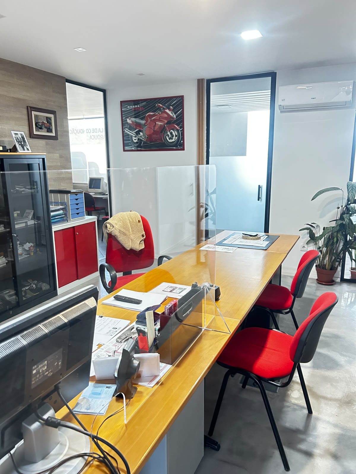 Receção e secretaria da escola